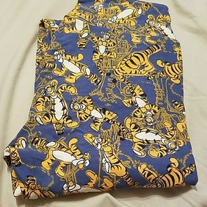Sale 3/$20! Lularoe Disney Tigger leggings Os